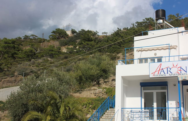 Aaron Studios Apartments - Photo 51