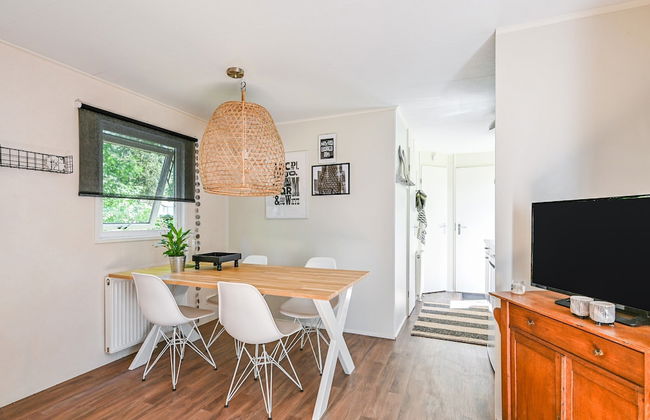 Modern Chalet in Voorthuizen Near the Forest - Photo 20