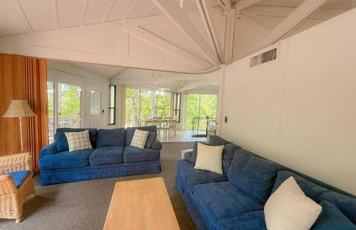 Treetop Village-2Bed2BathPoolsDockPickleball - Foto 20