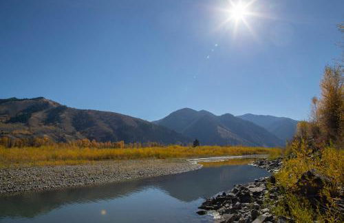 Alpine Airspace by KABINO Airpark Foosball Garage Satellite - Foto 29