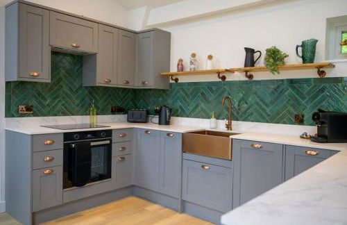 ''The Den'' Lakeview Apartment at Watersedge - Foto 3