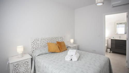 AT Almirall II - Photo 3