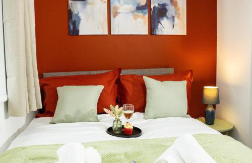 Whole 2-Bed, 2-Bath Apartment - Professionals, Contractors, Free Parking, ULEZ Free, Bham City - 10mins - Foto 20