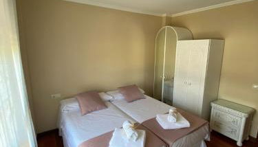 Las Adelfas - Photo 4, towels, wardrobe