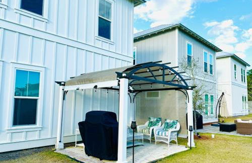 R3 at Inlet Beach with Pool Access and EV Connector - Walk to Beach - Photo 42