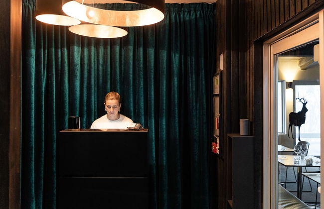 Elk at Falls - Photo 3