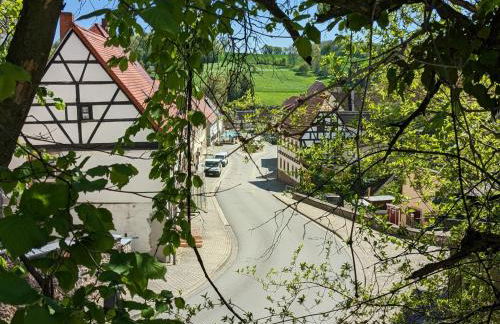 Lilly im Dorfe - Foto 3