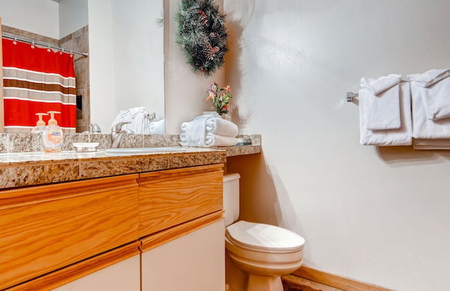 River Glen Condos by CRMR - Foto 33