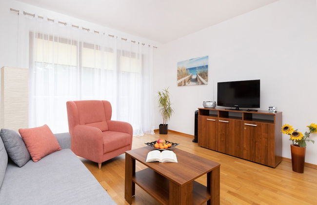 Willa 4 Pory Roku by Renters - Photo 12