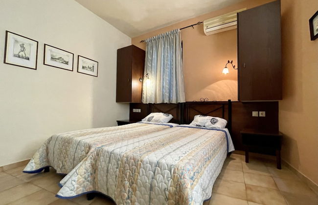 Minos Pension - Photo 10