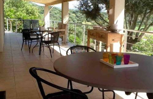 LE PALADIN Porto Pollo Villa privée avec piscine chauffée - Foto 40