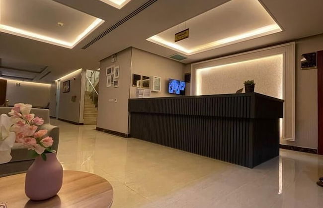 Saraya Qordoba - Photo 1