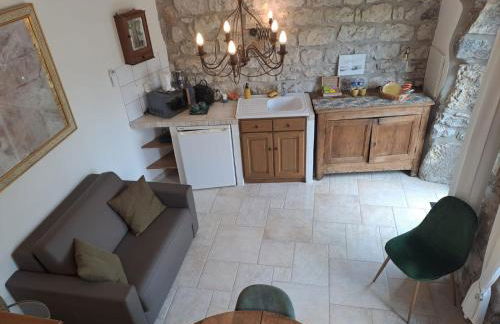 L Antre de Pierres - chambres d'hôtes et gites - Photo 35