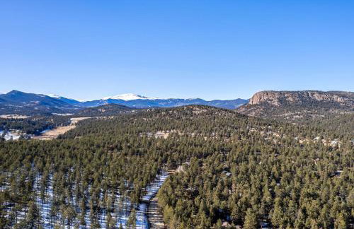 Pine Perch ~ Cozy Mountain Cabin w/ Views - Foto 29