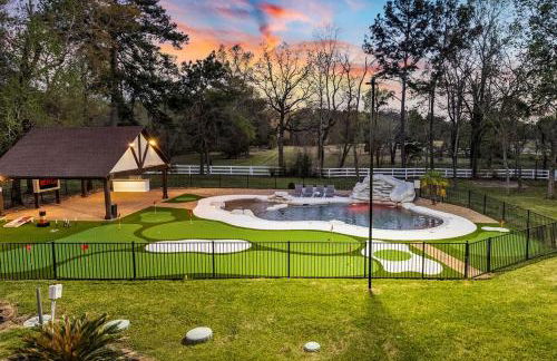 The LUX at West Event & Stay, Pool, Golf & Pickle - Foto 53