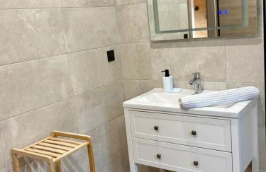 Chalets Capucine ou Clochette 5P - SPA Privatif - Foto 9