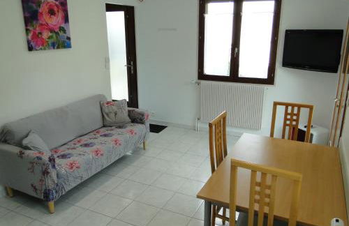 Gîte 1805 Montagnes du Jura avec Spa et Sauna classé 3 étoiles - Foto 11