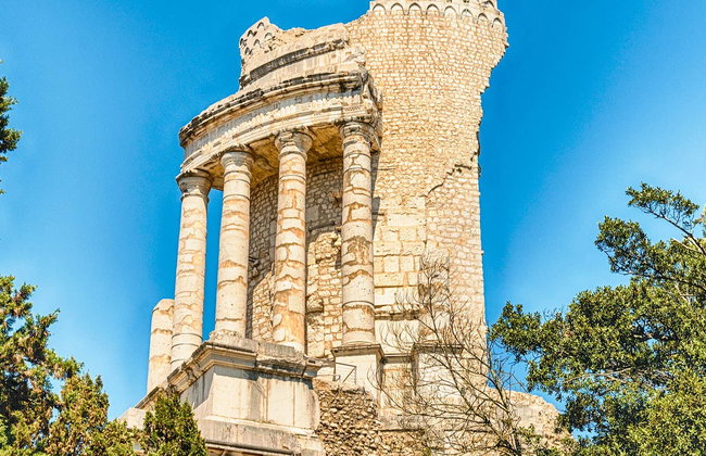 Entrada al Trofeo de Augusto - Foto 1