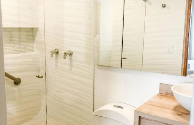 Portal del Rodeo ApartaHotel - Arkadia Mall - Photo 40