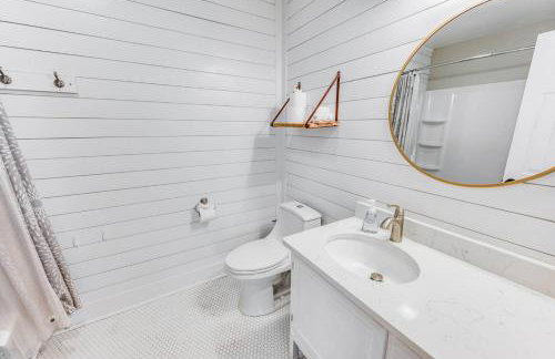 Redwing Farm Cottage - Mountain Views and Firepit! - Foto 25