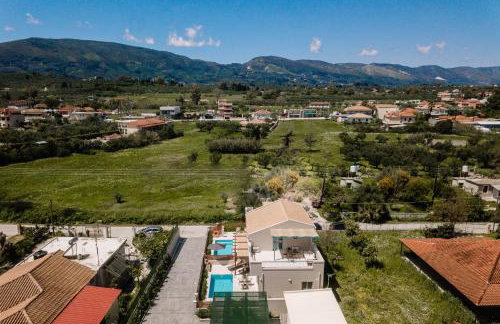 Melior Holiday Houses - Photo 2