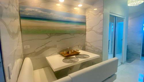 Luxurious Waterfront 2 room apartment- Remodeled- Free parking- 5min drive to Miami Beach - Foto 2