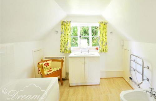 Little Berwick Cottage - Photo 13
