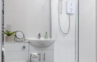 Ochill View Apartment by Stirling Train Station - Photo 15