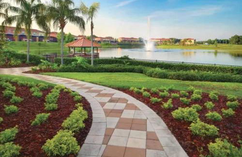 Stay Close to Disney in Your 3-Bedroom Haven - Foto 33