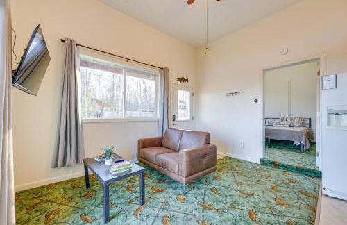 River Views and Fire Pit Cozy Soldotna Apartment! - Foto 4