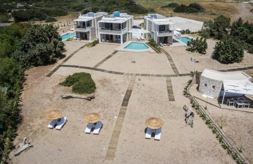 Cedar Bay Beachside Villas - Photo 14