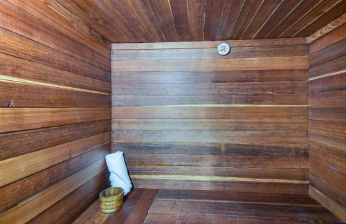 Pine Chateau Guest Cabin with Mtn Views and Sauna! - Photo 11