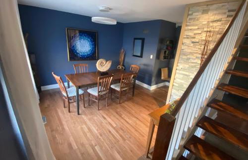 Here It Is! Cool Cape Cod-3 BR-2.5 Bath-12 Guests - Foto 4