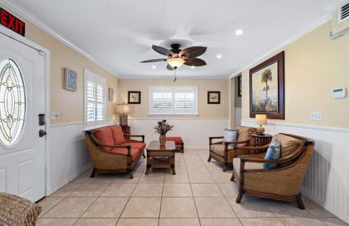 Florida Breeze l Hot Tub l Walkable - Foto 11