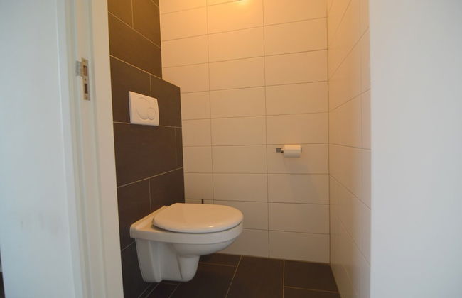 Alluring Holiday Home in Limburg near Forest - Photo 12