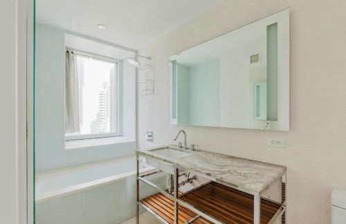 Blueground Midtown gym wd ac nr Rock Ctr NYC-1536 - Foto 13