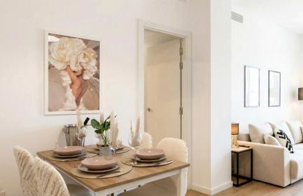 NEW! Luxury 3BR apartment with POOL & FREE parking - Foto 16