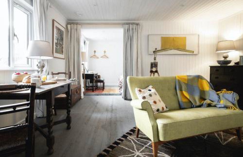 Timber Cottage - Photo 6