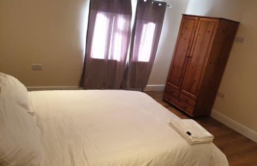 Two beautiful double bedroom Tulip apartment - Foto 16