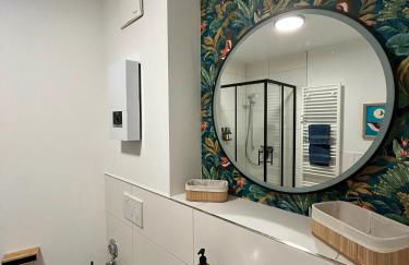 Karl Central Flats - Netflix - Parkplatz - Balkon - Foto 16