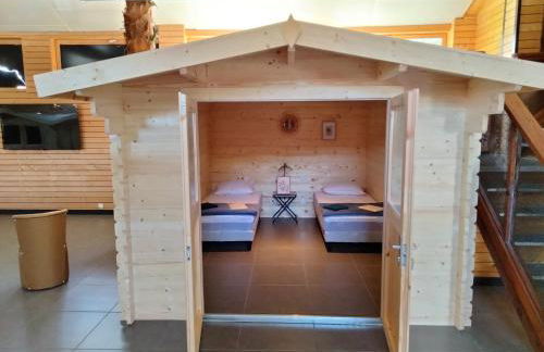 Hébergements le Camp d'Auneau - Les Marmottes - Foto 11