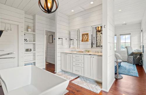 Central Perk - Pet Friendly, Luxury Cabin Feel, Kayaksand Coffee! - Foto 13