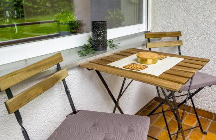 Groß, Modern, Zentrumsnah mit Parkplatz und Garten - Photo 30