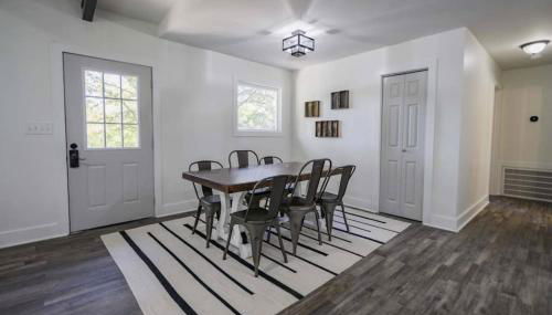 Gorgeous Renovated Home With Large & Private Lot - Foto 3