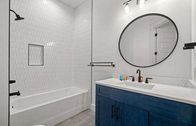 Brand New Home With In-ground Pool, Four Houses From Beautiful Laguna Beach - Foto 19