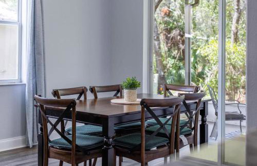 Spacious 3BR Family Home Near Sponge Docks - Foto 5