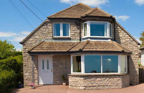 Spacious Coastal Home with Stunning Sea Views - Foto 1