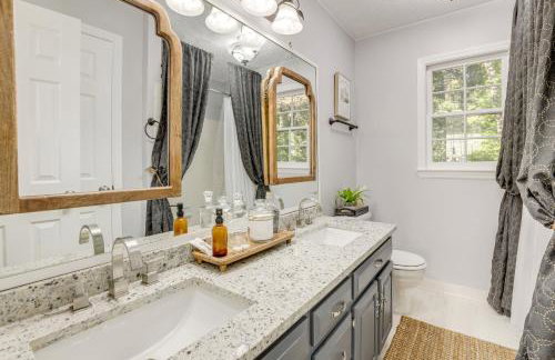 ~ 30 Mi to Atlanta - ‘The Wellness Manor’ w/ Deck! - Foto 28