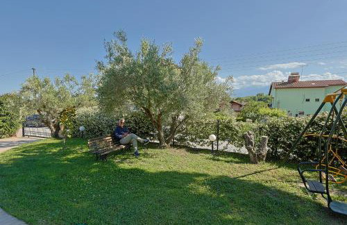 VILLA PEPONI Spacious Traditional Villa with Garden - BBQ & Private Parking - Photo 70