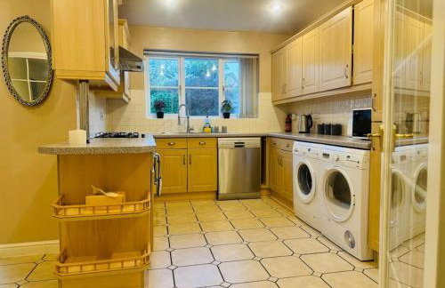 Detached 4 Bed Family Home - Foto 20